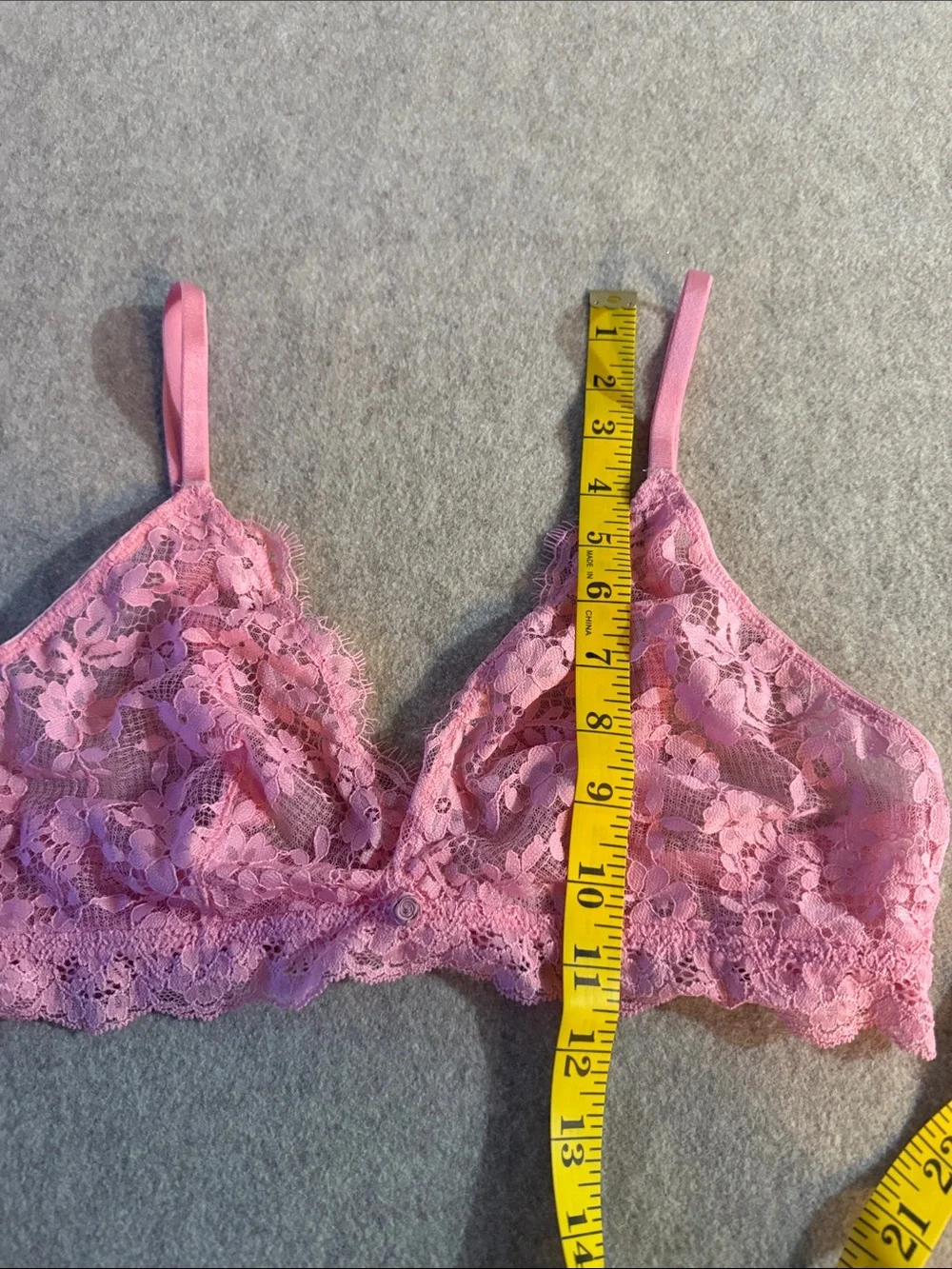 Victoria's Secret Pink Floral Lace Bralette‎